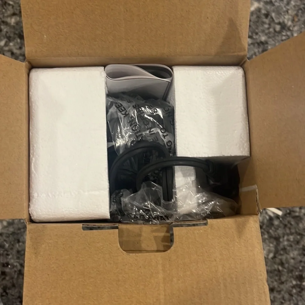 Star Wars Mandalorian 4In Mini Waffle Maker NIB